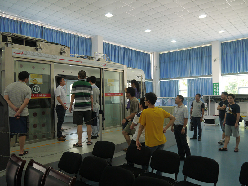 四川仪表工业学校轨道交通师资培训班正式开班