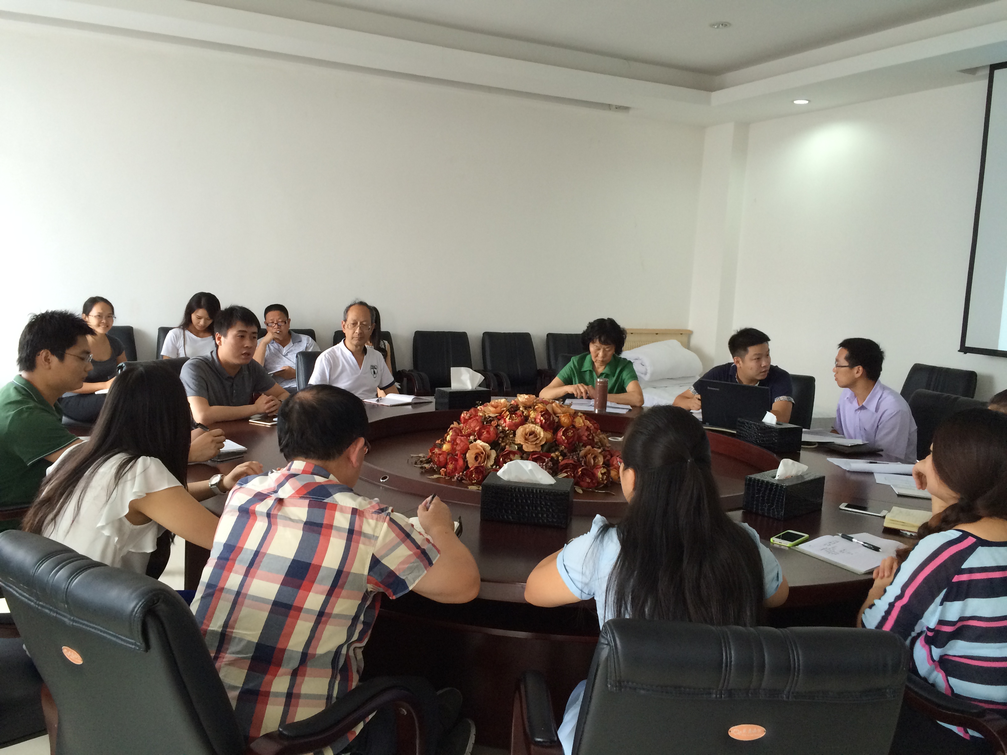 轨道车辆与机械系新学期工作任务布置会顺利召开