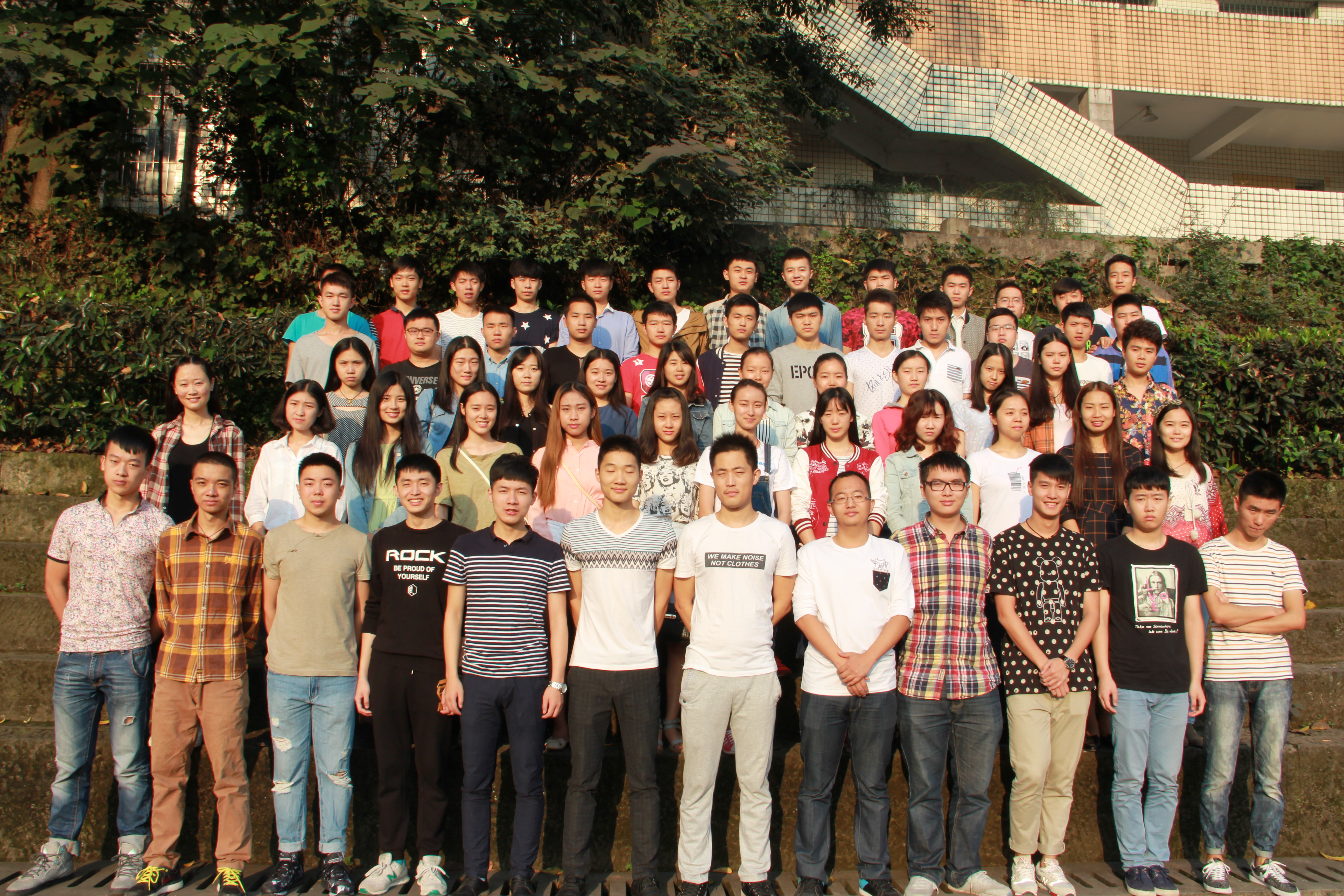 轨道定制班学生干部大会顺利召开