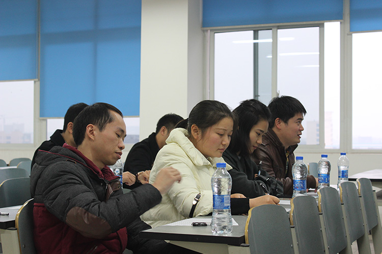 基地解说员面试环节圆满结束