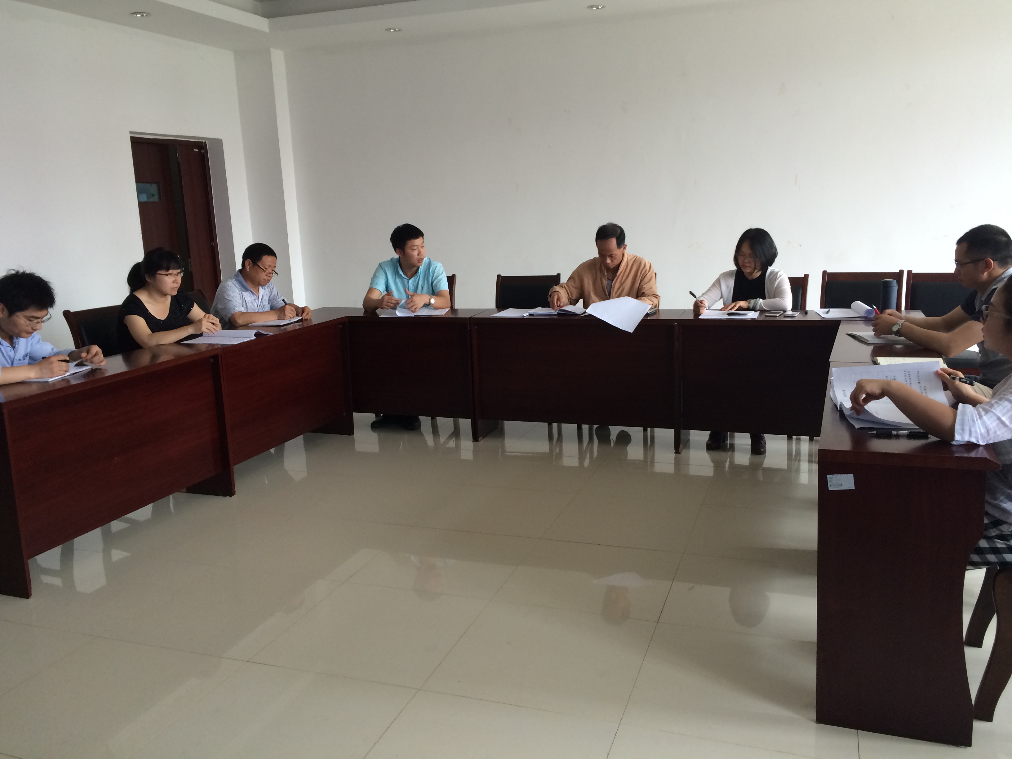 我系召开2015—2016学年第二学期期中教学检查任务布置会