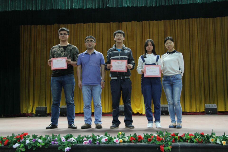 轨道电气系2015—2016学年第二学期学生管理工作期中总结暨评优表彰大会