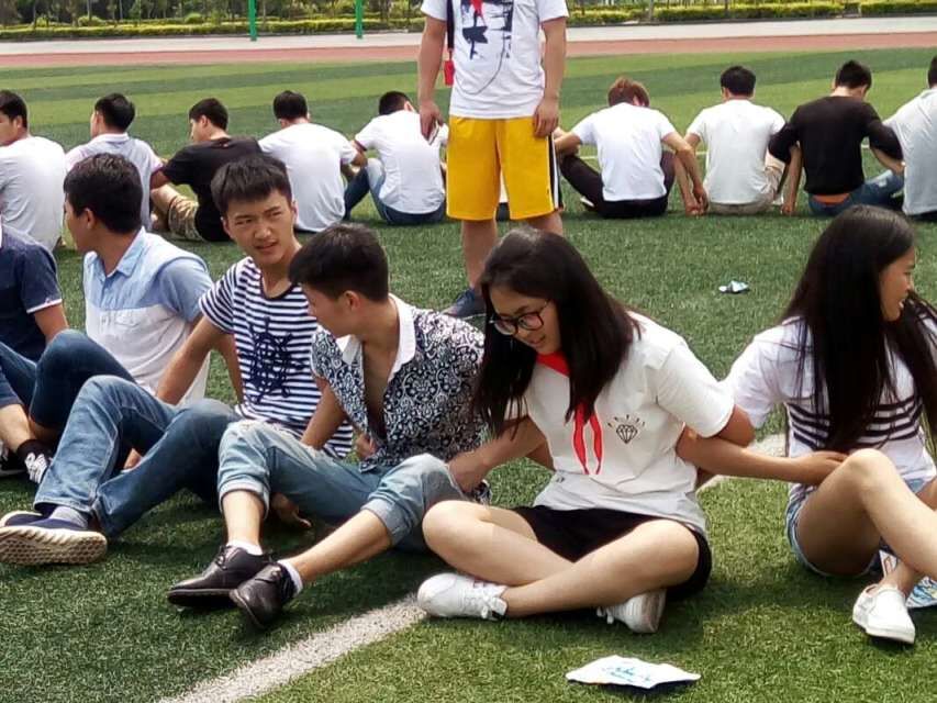 提升素质能力，张扬青春风采                           