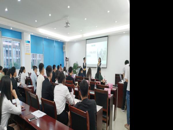 学院举办首届校园心理成长微课大赛