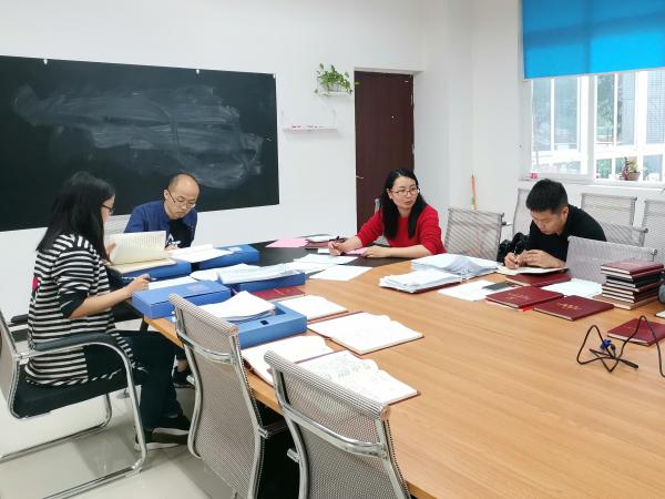 院党委开展上半年基层党建工作督查