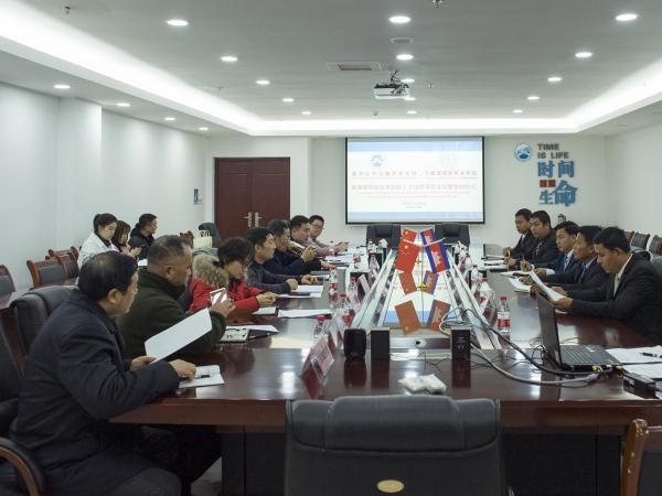 重庆运输职院举行柬埔寨职业技术创新人才培养项目洽谈暨签约仪式