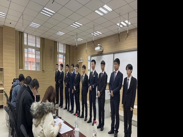 重庆轨道江跳线公司到重庆运输职院举办专场招聘