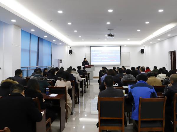 重庆运输职院举行部门负责人考核述职述廉测评会