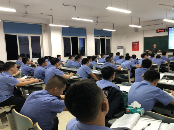 重庆运输职院承接的2021下半年铁路机车司机资格理论培训再次获得优异成绩