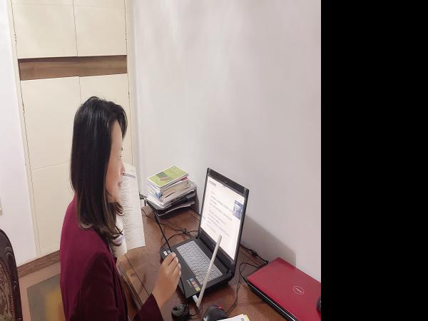 智能装备与公管联合党总支多举措保工作正常运转