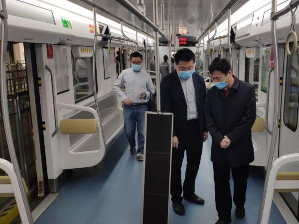 唐春林副校长带队到重庆轨道集团运营一公司调研