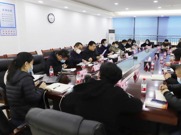 学校董事长张东旭以普通党员身份参加机关一支部党的二十大精神专题学习交流会