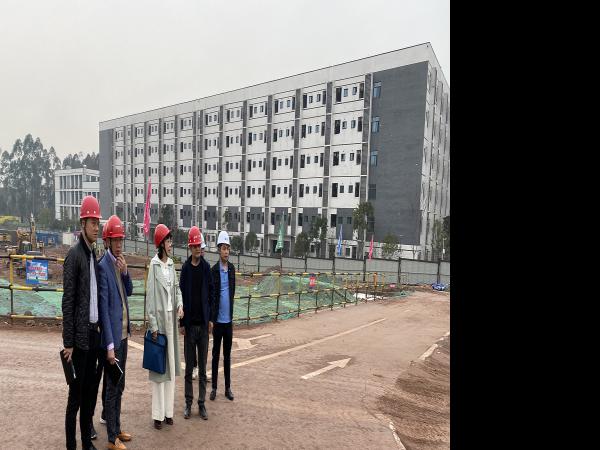 学校财务总监郭祖红到新校区检查督导扩建项目（二期）安全生产工作