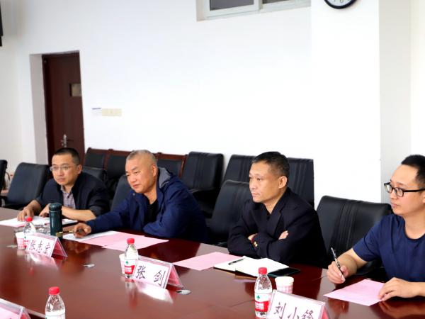 学校与中国铁路成都局集团重庆西车辆段联合召开校企合作暨人才培养研讨会