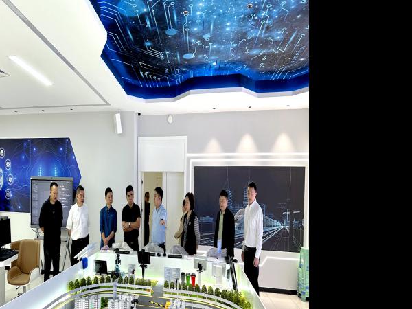 市委宣传部专家组到电子游戏调研指导爱国主义教育基地筹建工作