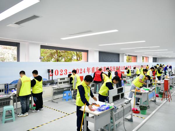 重庆市职业院校技能大赛高职组高铁信号与客运组织赛项在电子游戏落幕