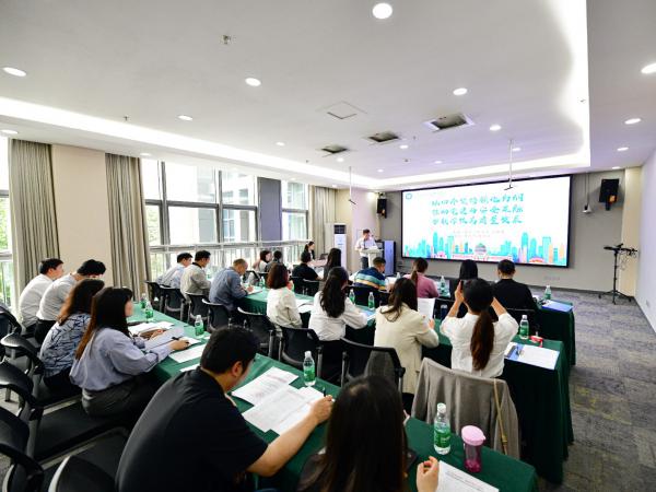 学校举行“红岩先锋展风采、党组织书记上擂台”主题活动复赛暨党支部书记基本功大赛