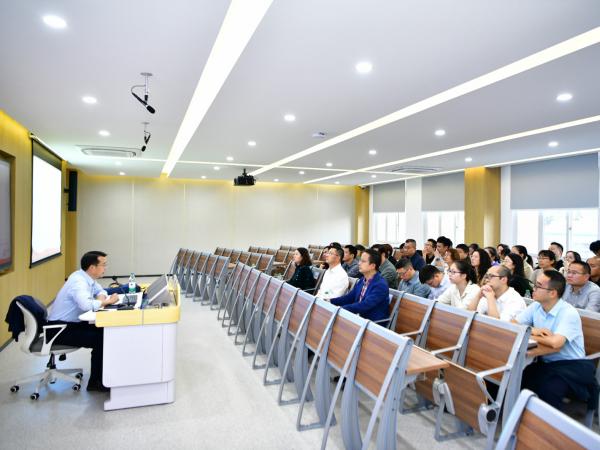 电子游戏举办“清廉学校建设”专题讲座