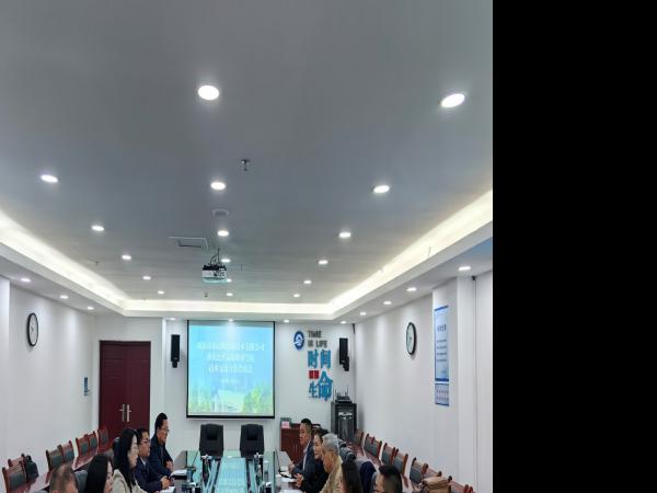 电子游戏与珠海市福尼斯焊接技术有限公司举行座谈交流